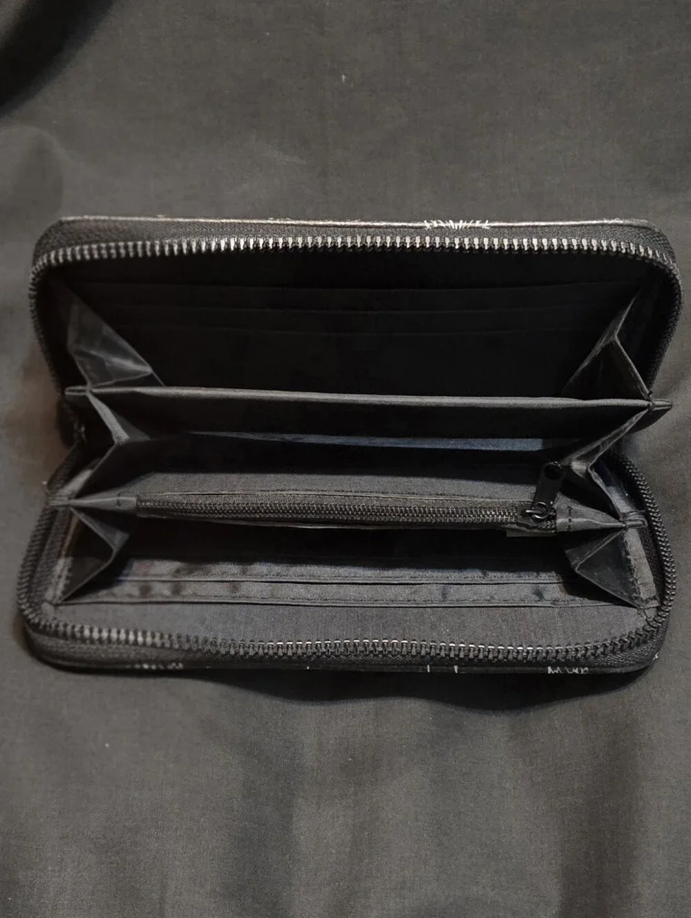 Women's Zip-around Black Clutch Wallet White line-art Butterfly Pattern